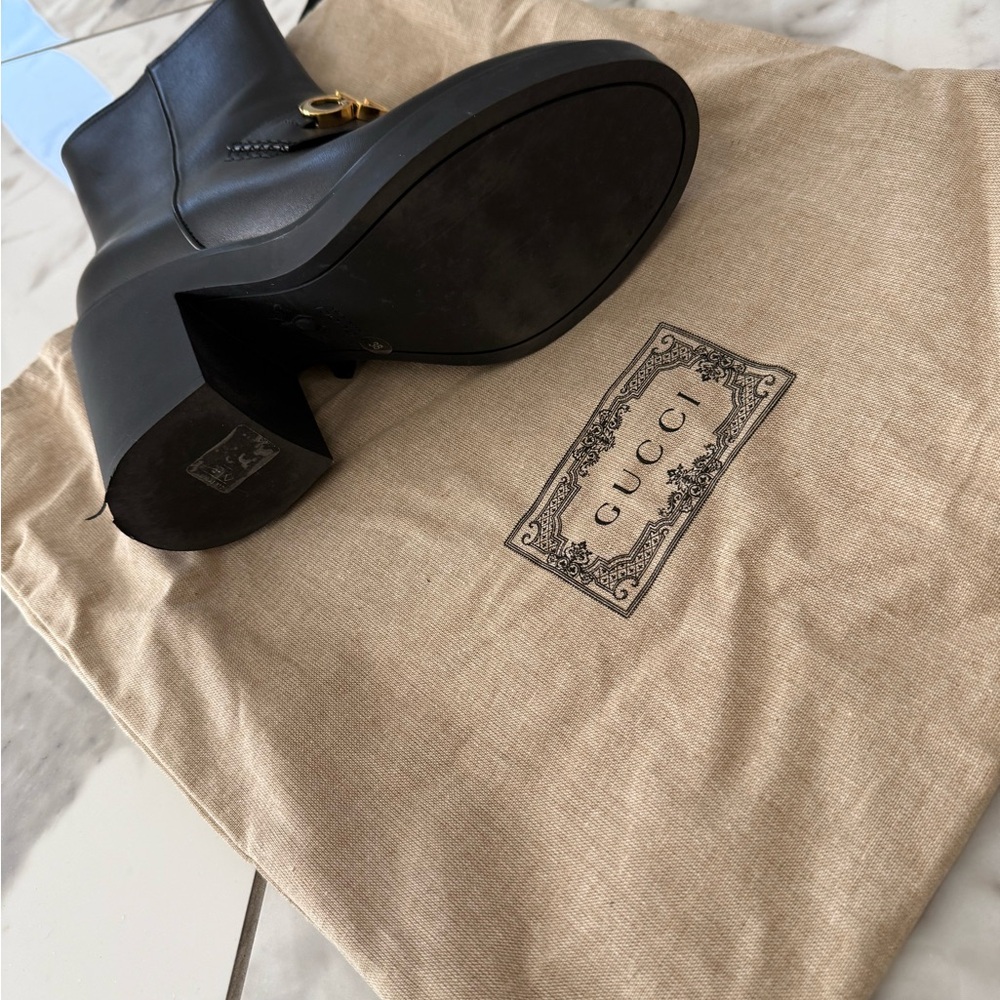 Gucci Black Leather Women's Boots - Picture 3 of 5